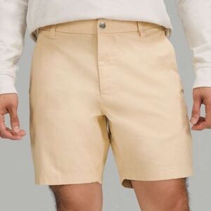 Lululemon Commission Shorts 7” Khaki